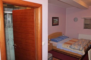 Appartment Zimmer mit Küche Lucija - Pension Zagreb