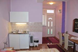 Appartement Zimmer mit  Küche Lana -Pension Zagreb